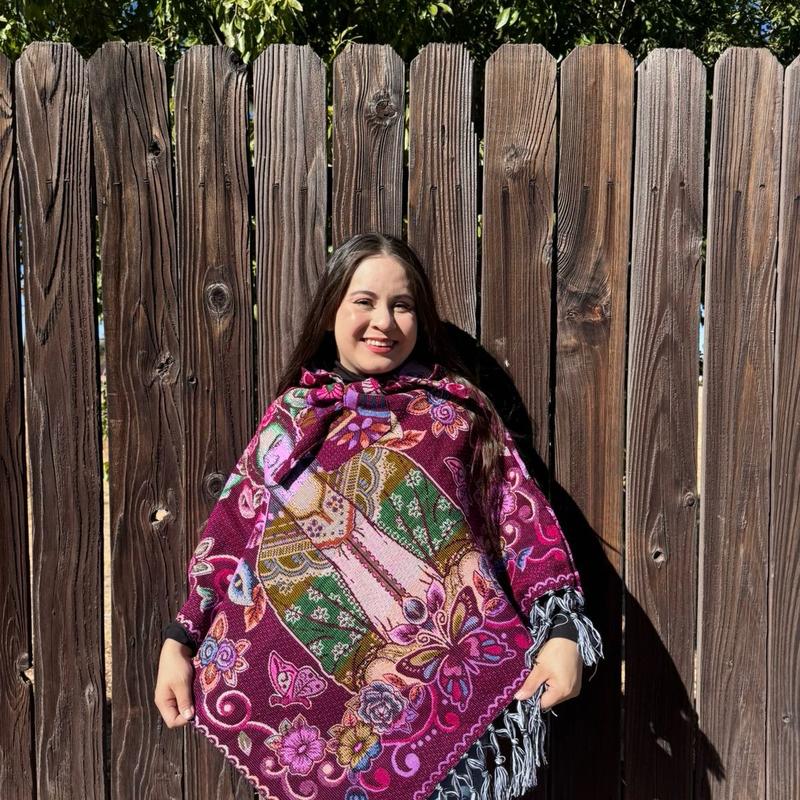 Mexican Poncho. Elegant Poncho. Traditional Floral Poncho. Winter Shawl. Mexican Gabán. Womens Poncho.Colorful Poncho. Womens  Mexican ponch