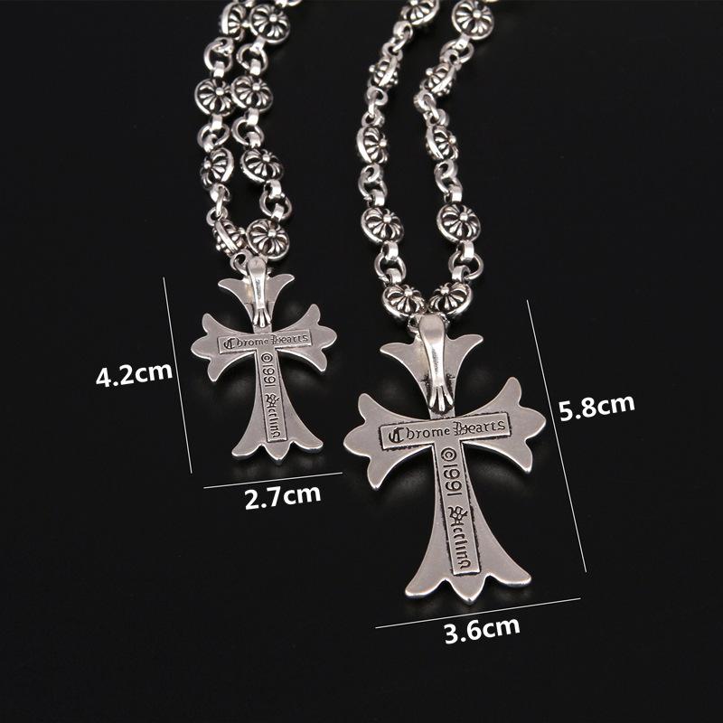 [Limited time event] Hip-Hop Necklace Round carved cross pendant necklace niche creative versatile high-end design couple necklace for birthday gifts Versatile Retro Cross Necklace Christmas Day gift