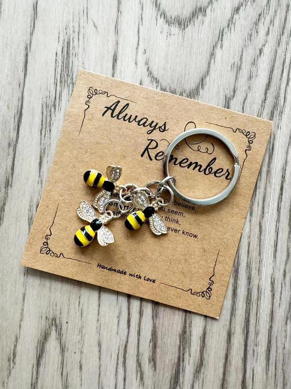 Cute Bee Design Keychain for Car Keys, Fashionable Keychain for Women & Men for Daily Decor, Trendy All-match Kawaii Accessories for Birthday Gift with Blessing Card