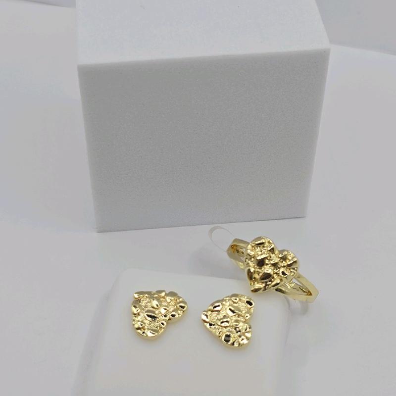 LUXURY Nuggets style HEARTS  set ring with heart earrings studs GOLD-PLATED ring zises 7 to 10 available