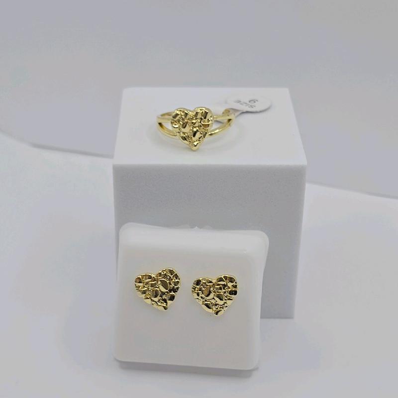 LUXURY Nuggets style HEARTS  set ring with heart earrings studs GOLD-PLATED ring zises 7 to 10 available