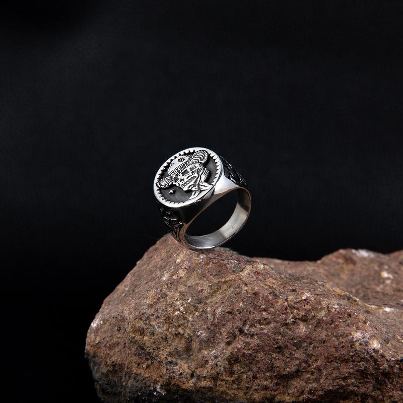 Personalized pipe skull titanium steel ring, retro punk men's stainless steel ring