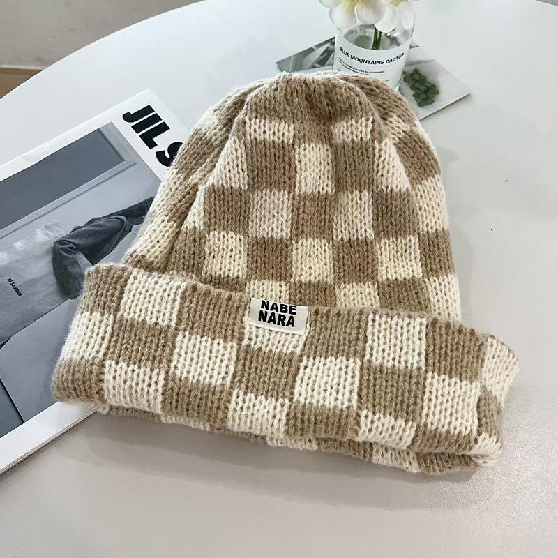 Fashionable Patched Checkerboard Pattern Beanie, New Trendy Fitted Cool Hats for Men & Women, Casual Warm Knit Hat for Fall, Winter & Spring