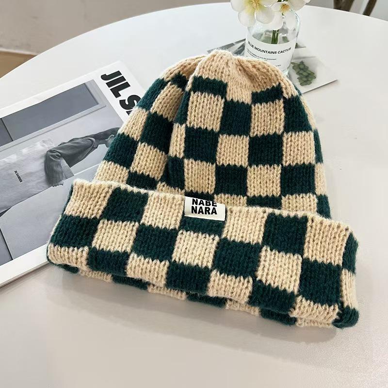 Fashionable Patched Checkerboard Pattern Beanie, New Trendy Fitted Cool Hats for Men & Women, Casual Warm Knit Hat for Fall, Winter & Spring