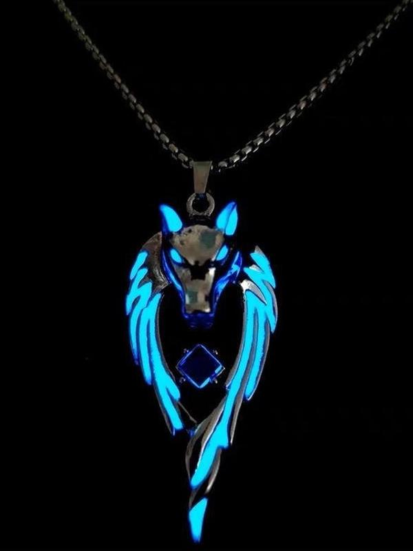 Luminous Wolf Design Pendant Necklace, Fashionable Jewelry for Party, Daily Clothing Decor, Trendy All-match & Exquisite Jewelry for Birthday Gift