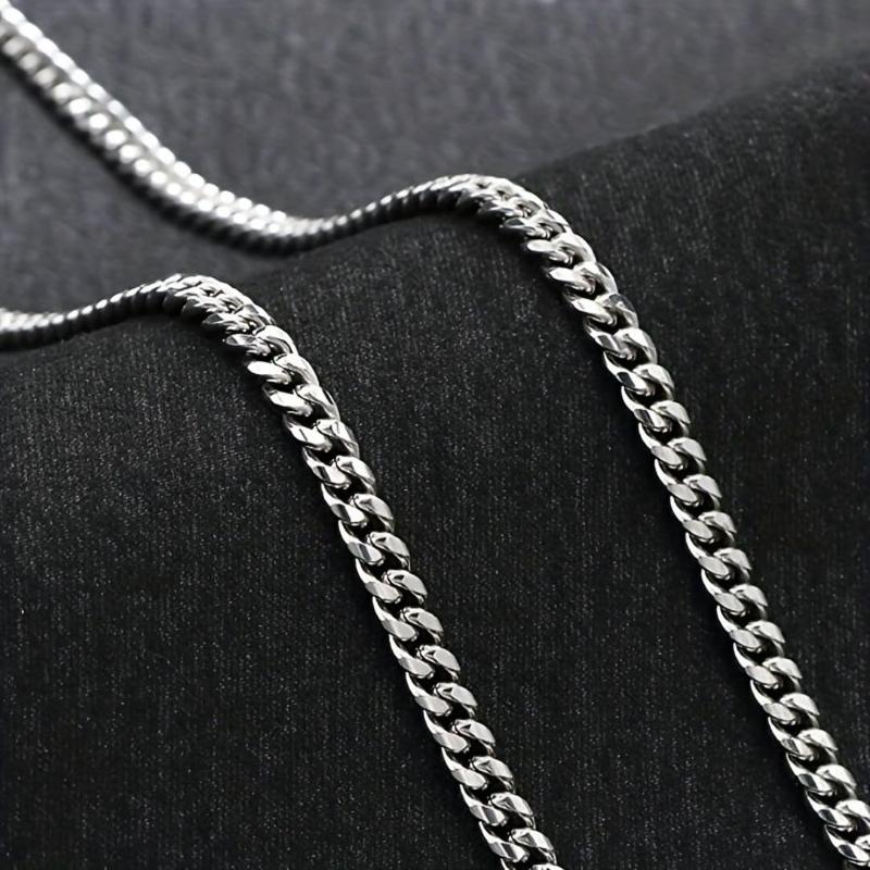 Chain Necklace with Gift Card & Gift Box, 1 Count Men's Chain Torque, Perfect Gift for Bonus Son Christmas Graduation