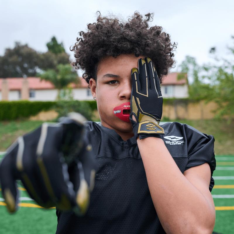 Black Gold Chain Showtime Receiver Gloves