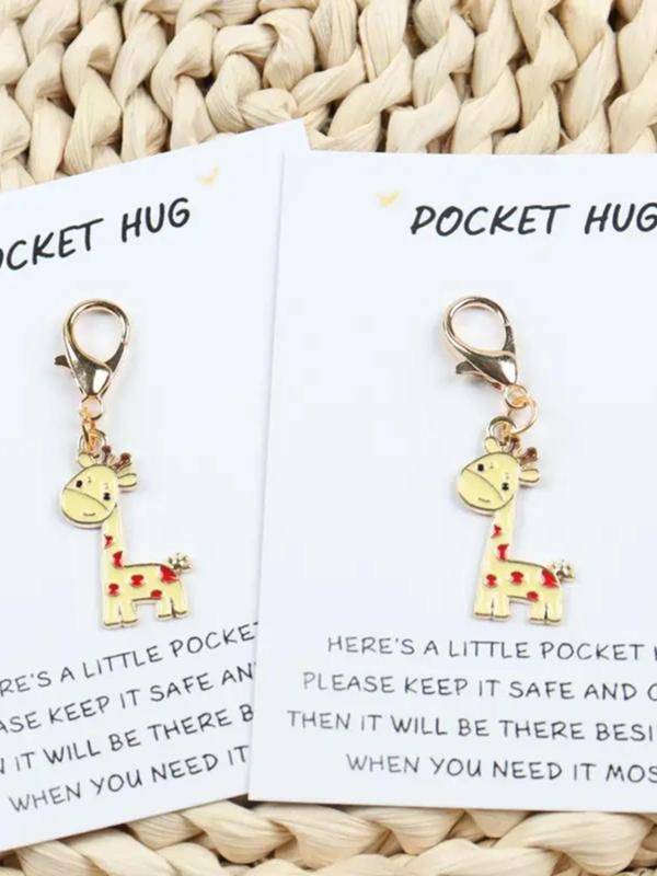 Cute Giraffe Design Keychain, Animal Themed Pocket Hug Enclosure Card with Mini Keychain, Inspirational Friendship Gratitude Good Luck Charms