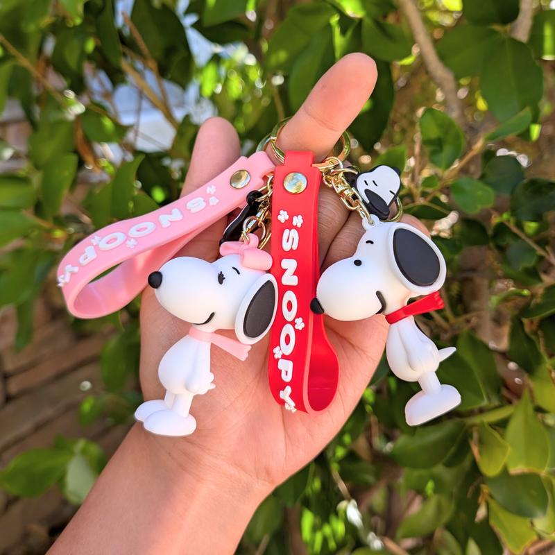 Snoopyy Figure Keychain | Cartoon Character Keyring for Keys and Bags | Peanuts Fan Accessory