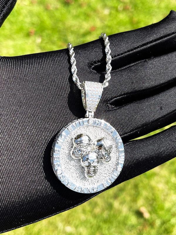 Rhinestone Decor Skull Design Pendant, Street Style Jewelry for Party, Daily Clothing Decor, Trendy All-match & Exquisite Jewelry for Birthday Gift