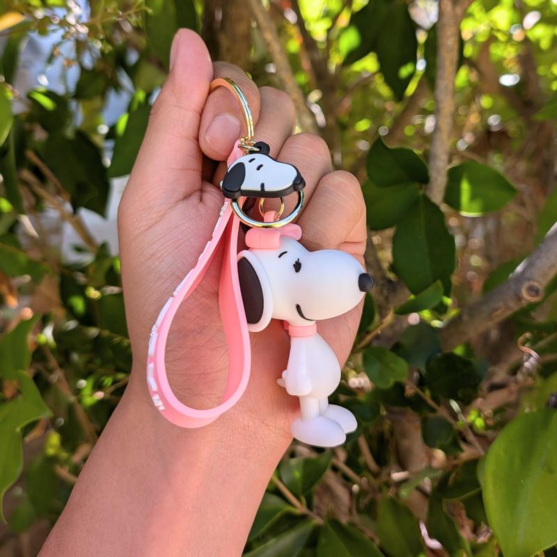 Snoopyy Figure Keychain | Cartoon Character Keyring for Keys and Bags | Peanuts Fan Accessory