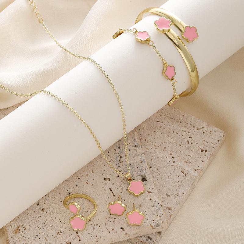 5PCS Lucky Flower Alloy Jewelry, Lucky Flower design, Neckline, Artemis bracelets, bracelets, rings, Clover Jewelry, four-leaf clover garland. Beautiful, simple, flowers, low allergy jewelry, jewelry gifts