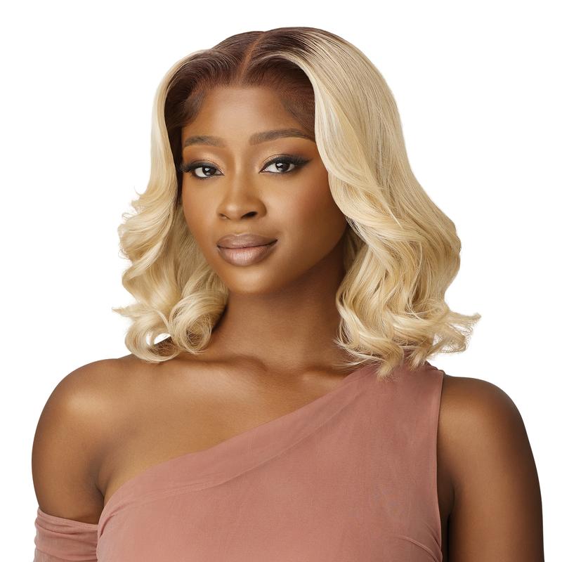 Outre HD Lace Front Wig Perfect Hairline Glueless Fully Hand-Tied 13X4 Lace Wig Alora