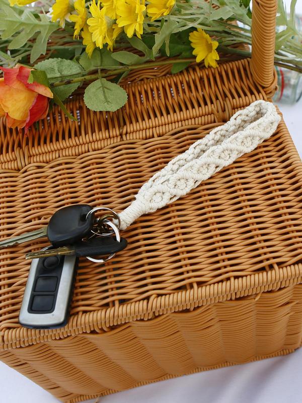 Solid Color Crochet Wristlet Keychain for Car Keys, Anti-lost Key Ring, Handmade Braided Keychain for Women & Men, Lanyard Keychain, Car Accessories for Girls