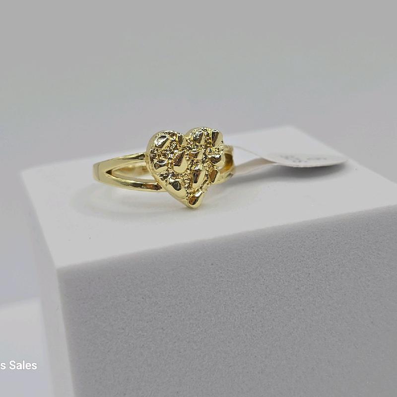 HEART fashion ring NUGGET style, beautiful style GOLD-PLATED size 7.8.9.10 available