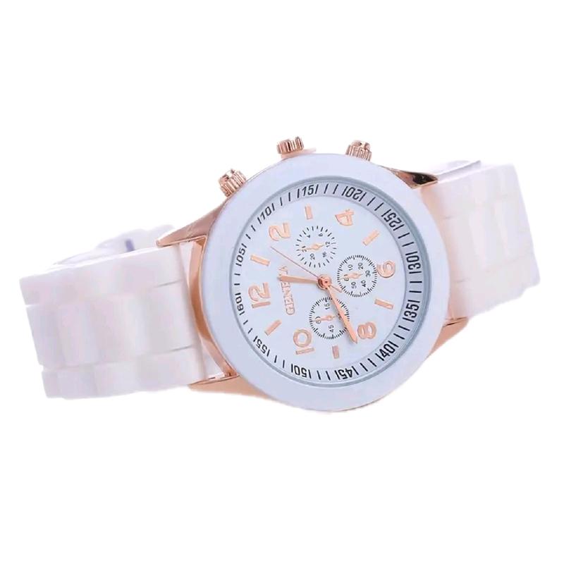 Candy Color Quartz Watch Triple Dial Round Silicone Sports Elegant Casual Wrist Watch For Women, Men, Teen Boys and Girls Variety of  Bright Luminous Colors, It has a Pointer and is Mechanical ( not self-winding) with A Non-Rechargeable Battery Casual