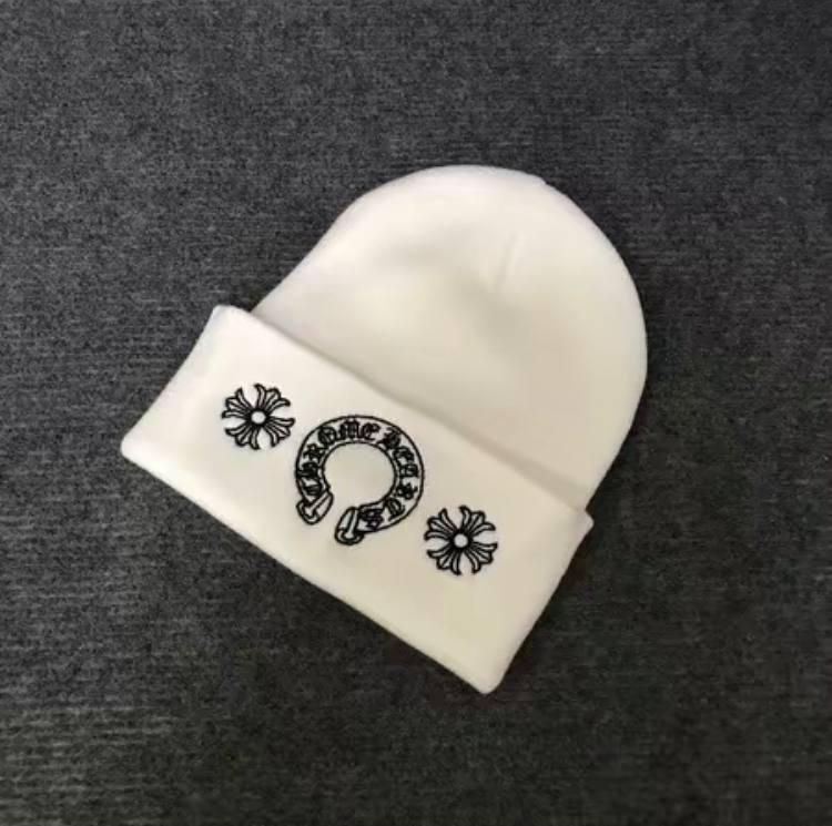 Chrome Hearts Simple Ins Style Beanie Hat for Men and Women with Letters Embroidery, Suitable for Autumn Street Wear and Outdoor Sports