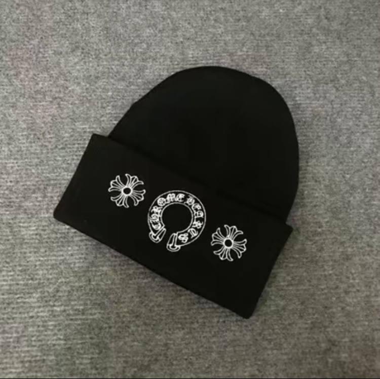 Chrome Hearts Simple Ins Style Beanie Hat for Men and Women with Letters Embroidery, Suitable for Autumn Street Wear and Outdoor Sports