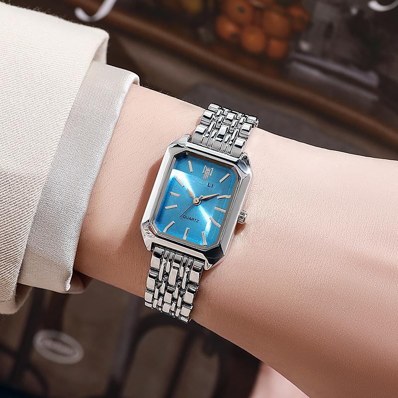 Luxury Ladies Fashion Quartz WatchSimple Scale Square Quality GoldPlated Women Watches Business