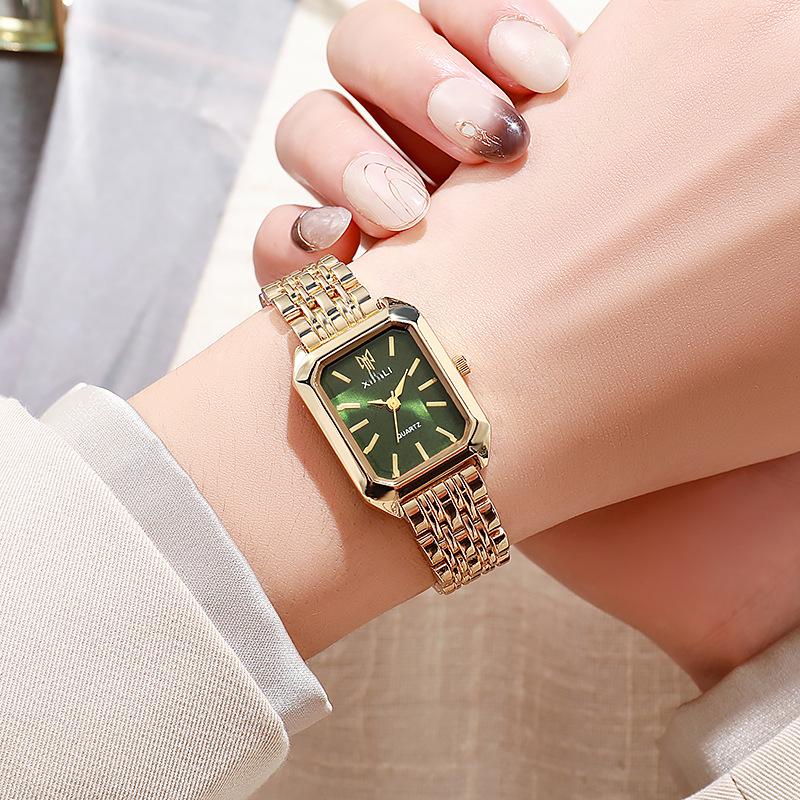 Luxury Ladies Fashion Quartz WatchSimple Scale Square Quality GoldPlated Women Watches Business