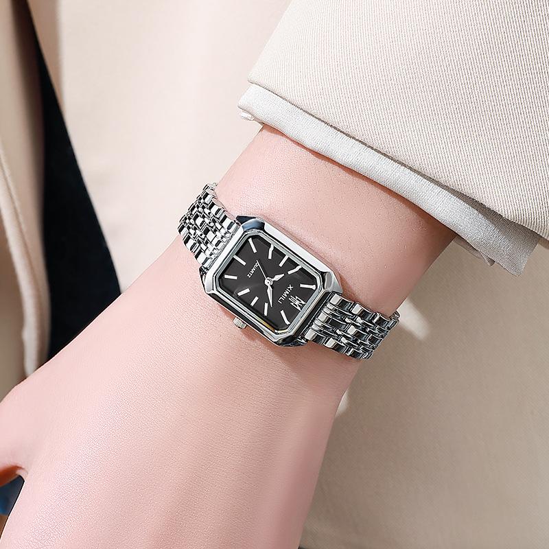 Luxury Ladies Fashion Quartz WatchSimple Scale Square Quality GoldPlated Women Watches Business